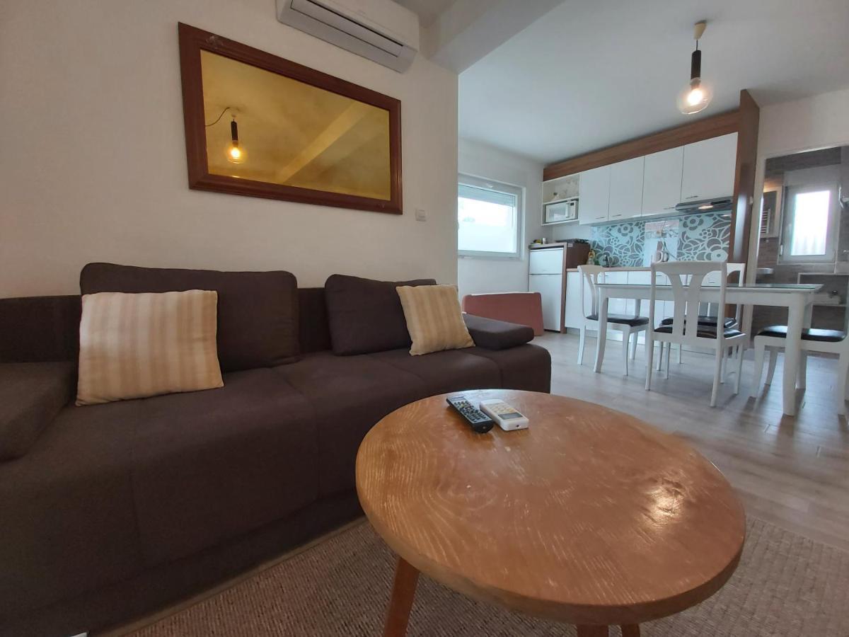 Sobe Dragic Hotel Zadar Exterior photo